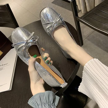 

2019 Explosion spring and autumn new casual single shoes women's fashion wild solid round head outdoor bow sequin flat shoes