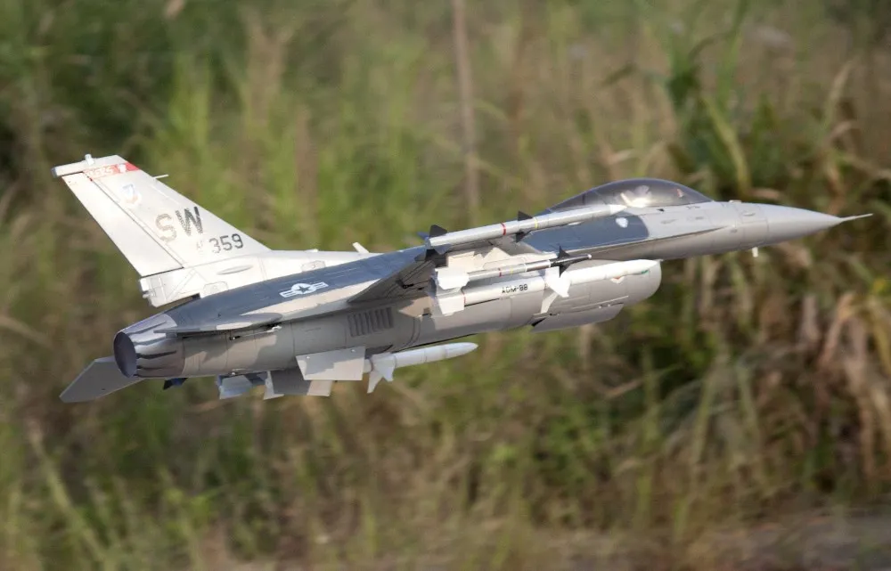 FW 90F16022