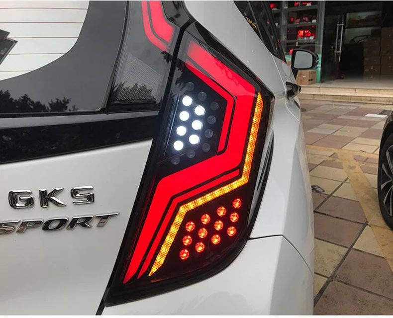 

Car flashing 1Pair Car Tail light for Honda JAZZ Fit LED Taillight 2014 -2018 Tail lamp with DRL+Reverse+breath+Brake rear lamp