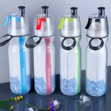 El más nuevo Diseño de Deportes De Plástico Botella de Spray de Agua Potable Paja Para Bicicleta Ciclismo Deportes Al Aire Libre Gimnasio Mis Botellas de Botellas de 700 ml