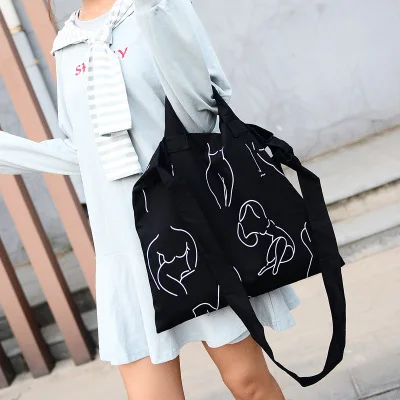 

Portable canvas women's bag 2019 new casual personality printing student shoulder slung bag green shopping bag