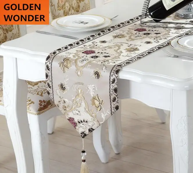 

Luxury European Style Embroidery Retro Table Runner Fashion Table Runners Home Textile