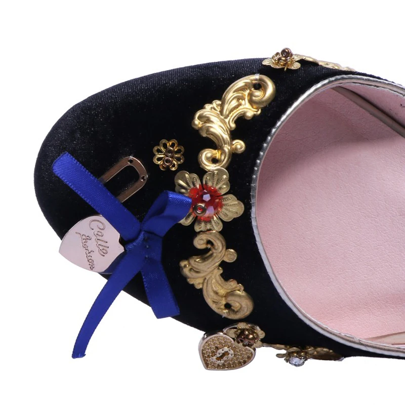 Luxurious Pumps Wedding Shoes Metal Decoration Bride Shoes Ethnic Strange Style Heels Women Party Runway Shoes High Heels Sandal (13)