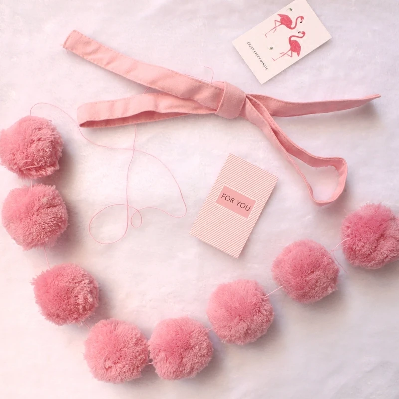 

Cute Hairball Background Hanging Decorations Kids Room Game Tent Bed Mantle Decorative Shopwindow Wall Hanging Pink Ball