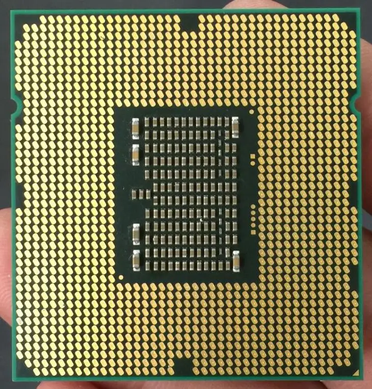 Процессор Intel Xeon E5620(12 Мб кэш-памяти, 2,40 ГГц, 5,86 GT/s Intel QPI) LGA1366 настольный процессор нормальной работы