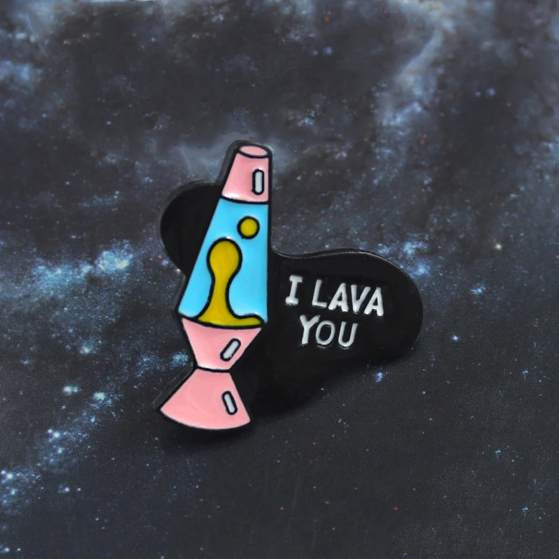 I LAVA YOU The flask выталкивает из черной лавовой Броши Love позволяет вам чувствовать