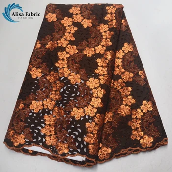 

Special Nigeria Velvet Lace Fabrics High Quality 2019 Embroidery With Sequins Beads Hollow Design African Fabric For Dress women