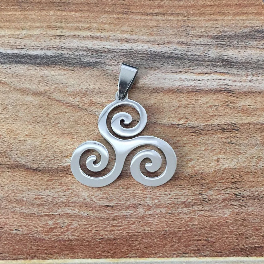 HOBBORN Trendy Teen Wolf Women Necklace Stainless Steel Triskele Triskelion Allison Argent Men Pendants & Necklaces Jewelry Gift HOBBORN Trendy Teen Wolf Women Necklace Stainless Steel Triskele Triskelion Allison Argent Men Pendants & Necklaces Jewelry Gift
