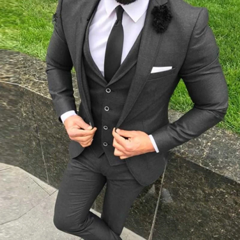 

Handsome Groomsmen Peak Lapel Groom Tuxedos Mens Wedding Dress Man Jacket Blazer Prom Dinner (Jacket+Pants+Tie+Vest) A189