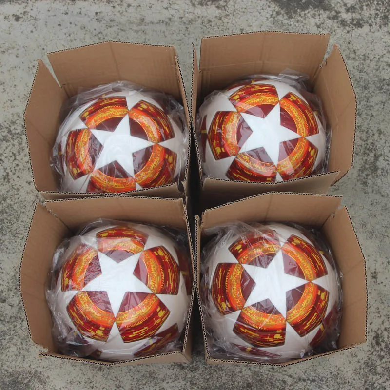 

Red Madrid 19 Final Balls 2018 2019 Champions League Soccer Ball PU high grade seamless paste skin Blue Match football ball Size