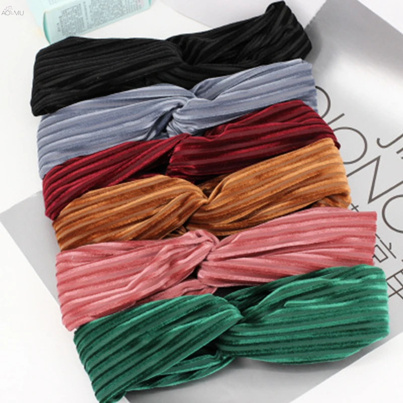 

AOMU 2018 Autumn Winter Fashion Retro Headbands Headwear for Women Solid Color Stripe Velvet Hairbands Hair Accessories