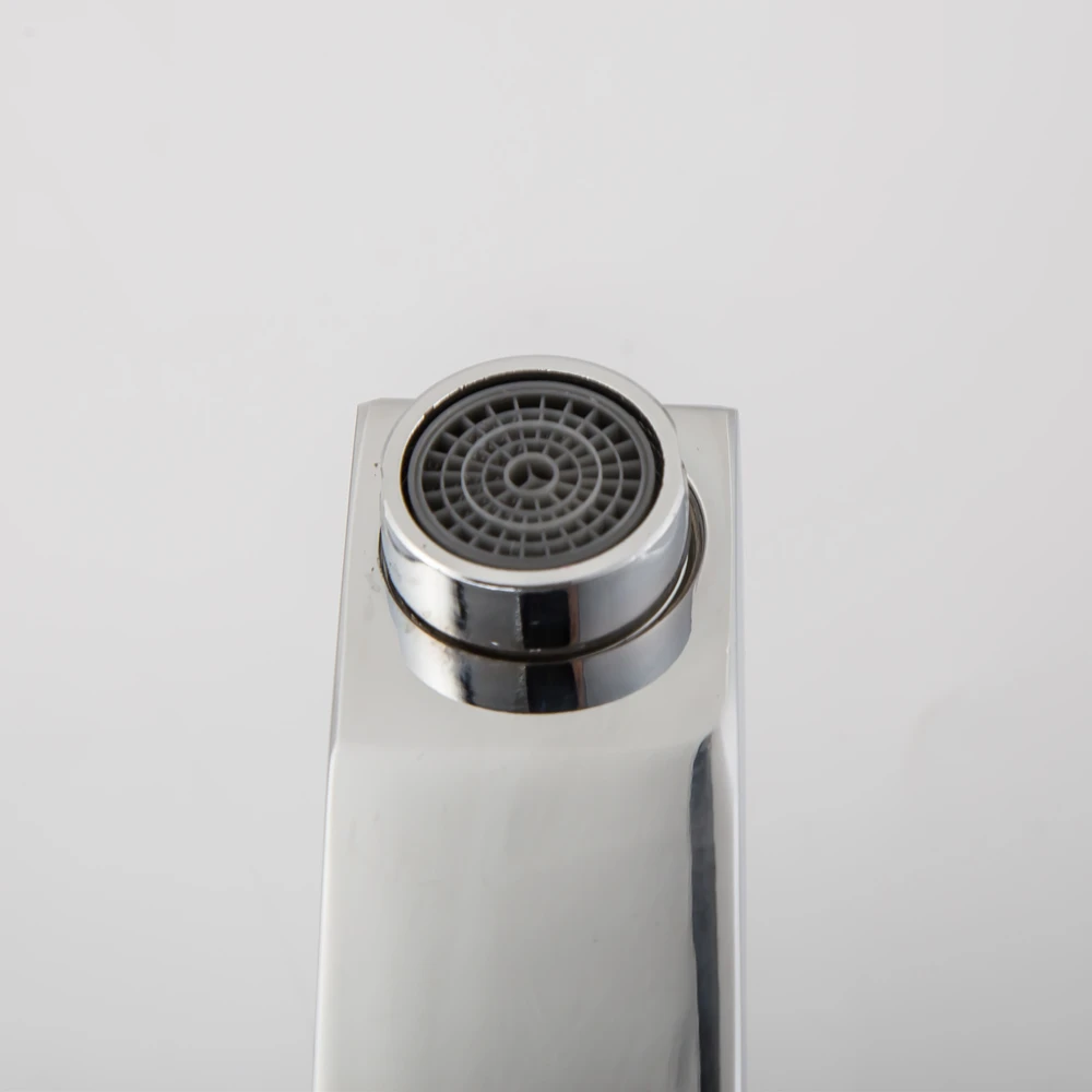 Pull Out Bathroom Faucet Deck Mount Mixer Tap with Hot and Cold Water Single Handle Crane Taps Torneira Banheiro Mci11