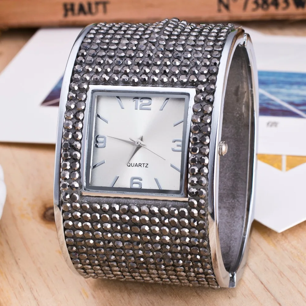 Koop 2018 Luxe Zilveren Womens Armband Horloges Dames Jurk Horloges Quartz Horloges Diamant Horloge Relogio Feminino Vierkante Klok