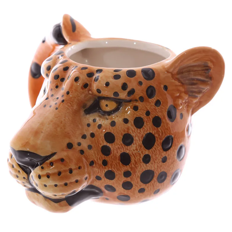 MUG224_003