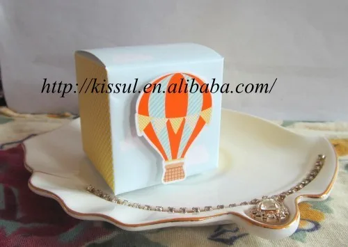 FB9877_conew1