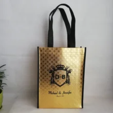 На заказ ваш логотип сумки для покупок 500 шт./лот блестящие металлические лазерные Нетканые Рекламные продуктовые магазины рынок золотые сумочки