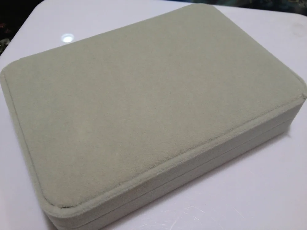 

Jewelry Packaging Box Case Fresh Water Pearl Necklace Box Case Velvet Jewelry Box Case Grey