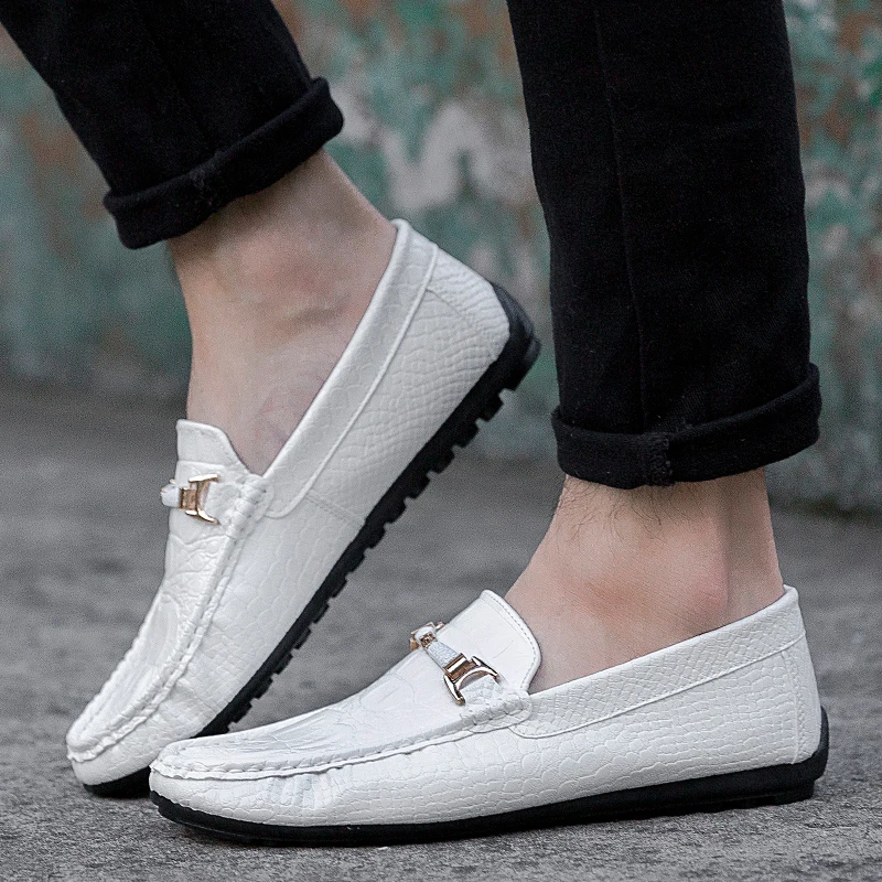 

2019 Luxury Brand Summer Spring Breathable Croco Patent Leather Flats Loafers Men Casual Shoes Men Fashion Slip On Driving Shoes