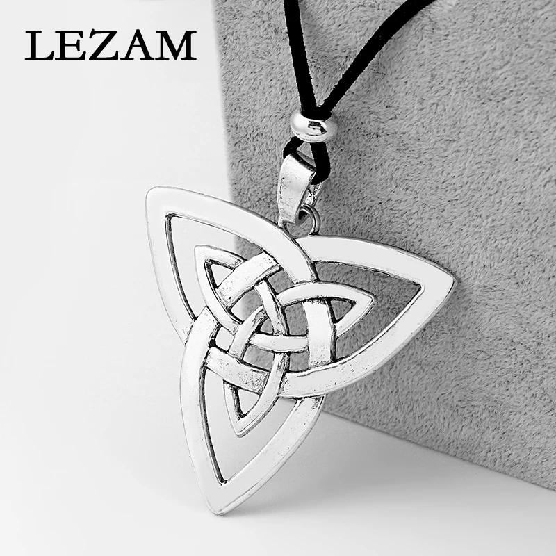 

1pcs Fashion Necklace Charms Large Open Keltic Triangle Knot Trinity Pendant Black Faux Suede Cord Rope Chain Necklace Jewelry
