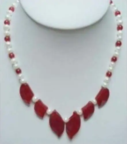 

06826 white pearl and red Ruby necklace 18