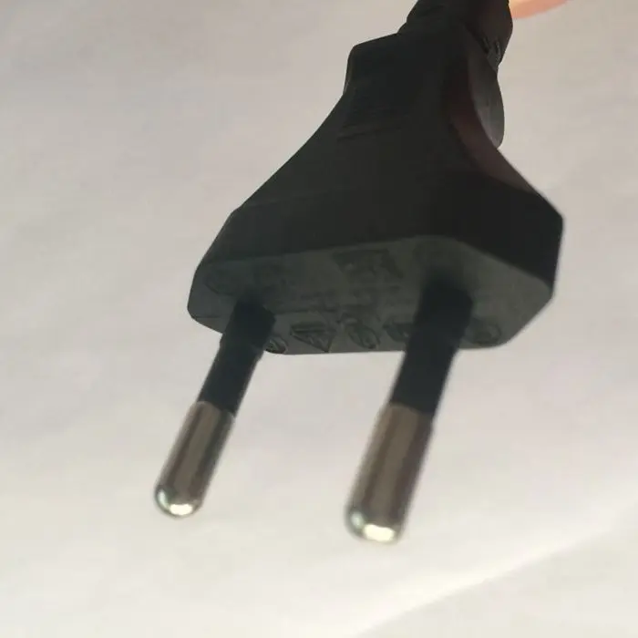 700 4