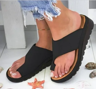 Летние женские удобные сандалии на платформе; уличная утолщенная обувь из искусственной кожи для свиданий; сандалии на плоской подошве - Цвет: black
