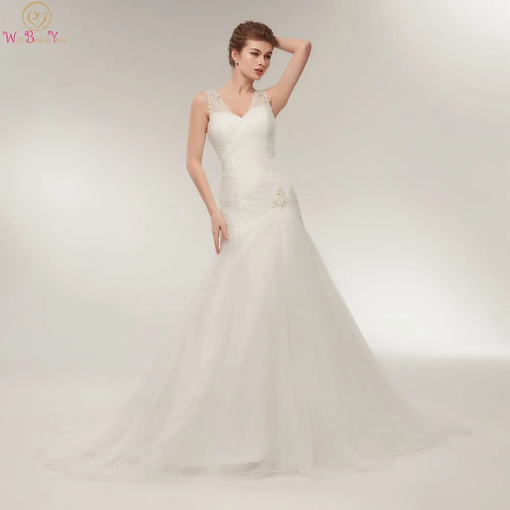 

Stunning 2019 New Wedding Dress White/Ivory V Neck Sleeveless Lace Up Sequined Beading Crystal Tull Mermaid vestido de noiva