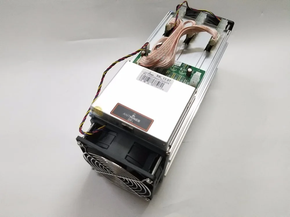 Бесплатная доставка новинка Майнер биткоинов Asic Btc BCH AntMiner S9i 13 5 T (без блока