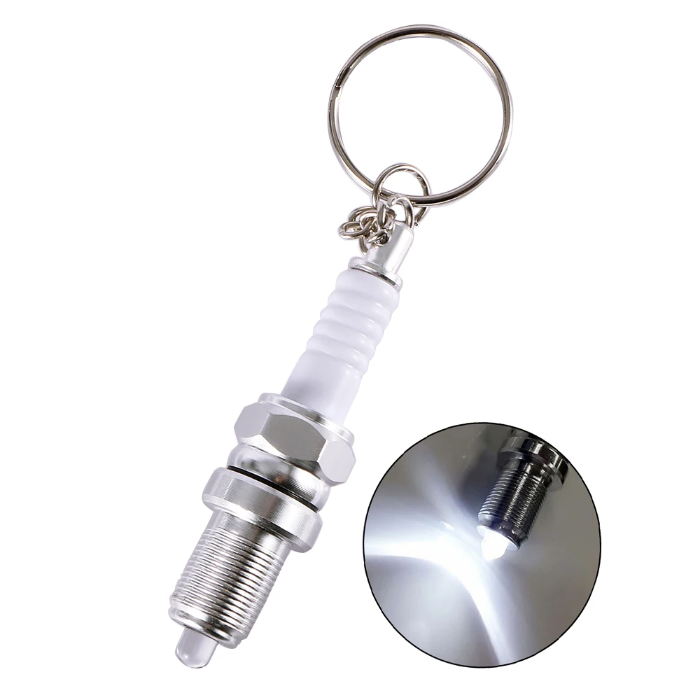 

1pcs Hot Sale Car Key Chains Key Ring Case Unisex Novelty LED Light Spark Plug Mini Outside Keychain 2019 New Fashion Jewelry