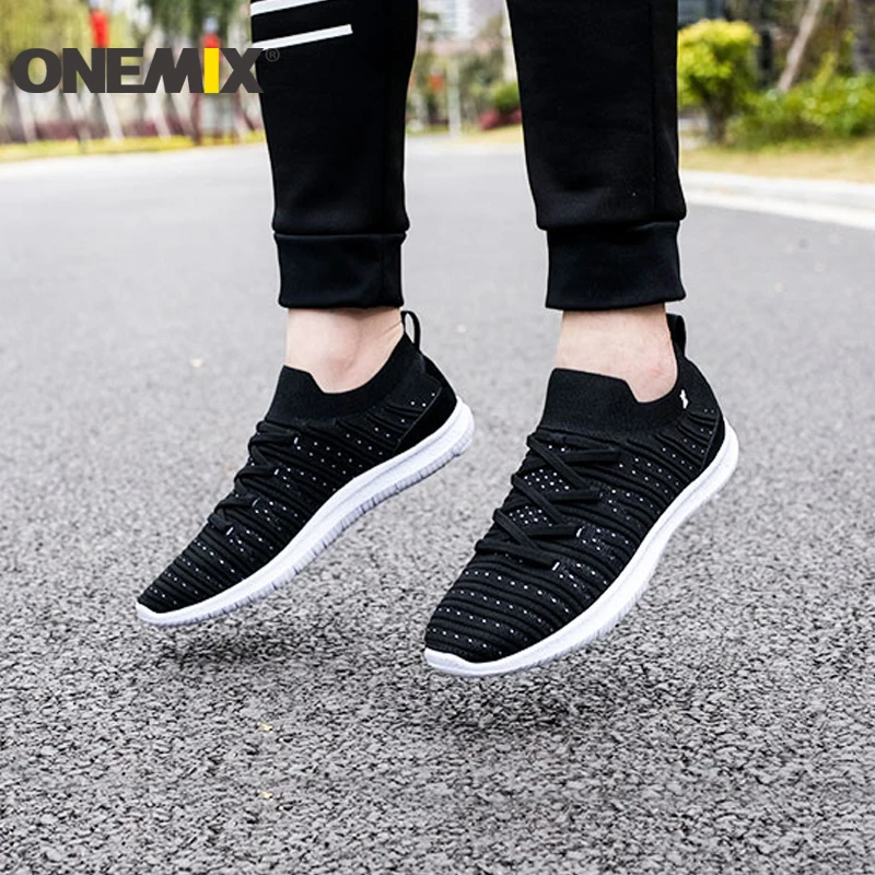 

ONEMIX summer men running shoes light weight breathable outdoor sports shoes women trekking shoes women sneakers men size 35-45