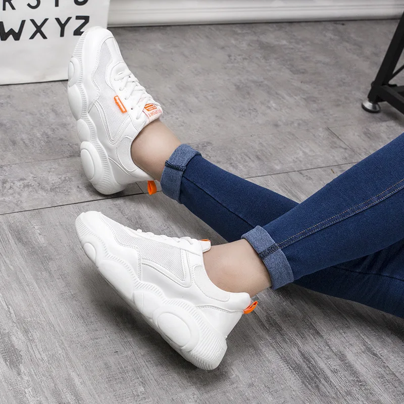 

2019 new bear sole female tide shoes net red wild spring sports shoes super fire small white shoes low increase shoes