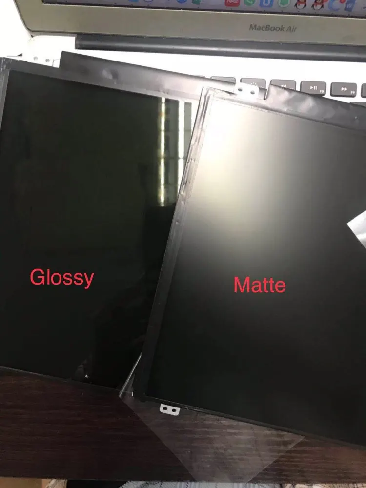 matte and glossy 