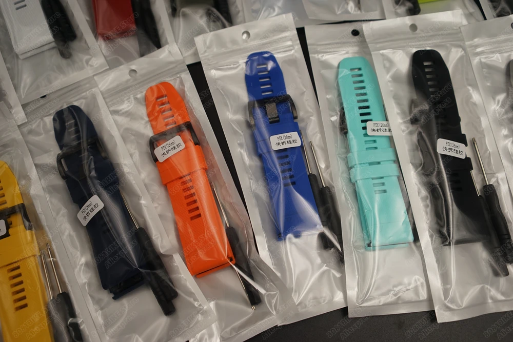 Premium Silicone Watch Bands - QuickFit 26mm/22mm - Durable & Stylish Replacement Bands