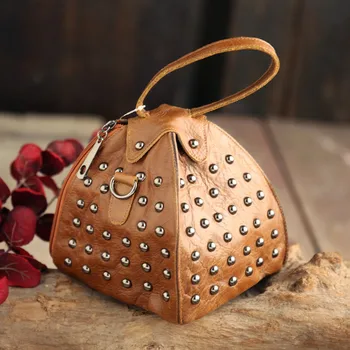 

Tayunxing Cowhide Leather Rivet Retro Handbag Personality All-Match Clutch Can Diagonal Shoulder Bag Women Satchel 1611