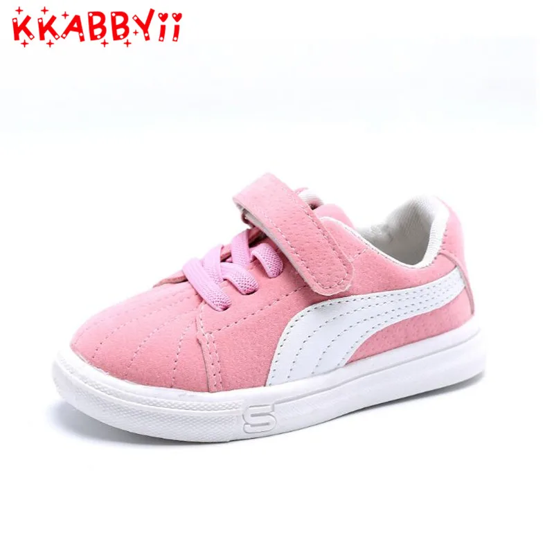 الاطفال الأطفال أحذية التزلج لينة أسفل حذاء طفل عارضة شقة أحذية رياضية أحذية حجم 21-30 الفتيات الفتيان الأحذية الرياضية