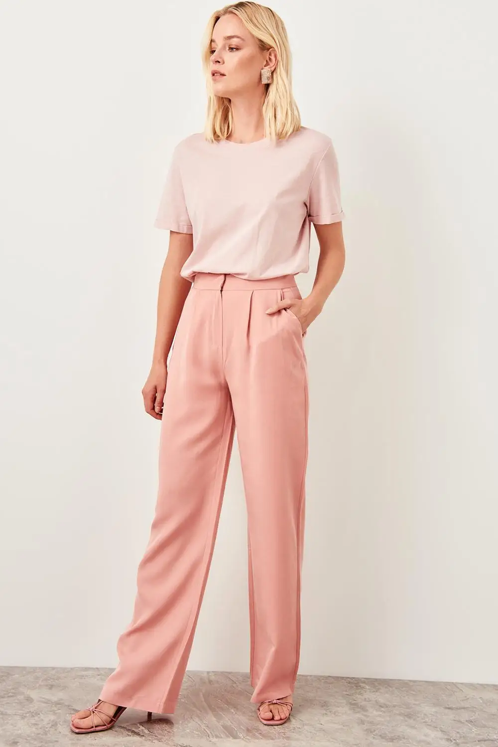 Trendyol Salmon Pink High Waist Straight Leg Pants Lyocell Women's Trousers 2019 Spring Office Lady Workear Pants TWOSS19BB0132 Trendyol Salmon Pink High Waist Straight Leg Pants Lyocell Women's Trousers 2019 Spring Office Lady Workear Pants TWOSS19BB0132