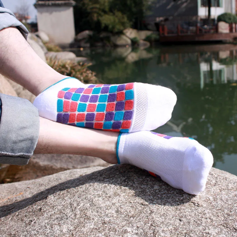 2764478779_934137848