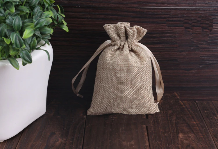 

16*20cm 10pcs Jute Christmas Gift Bags Cotton Linen Drawstring Pouches Muslin Wedding Party Favor Holders Packaging Bags