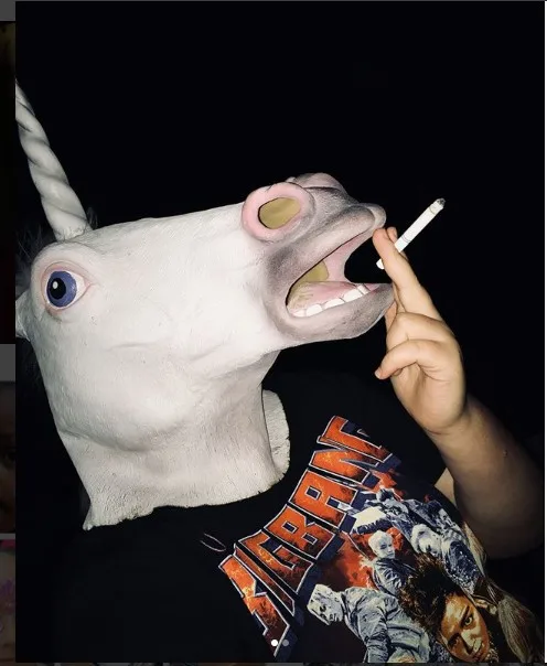 6966