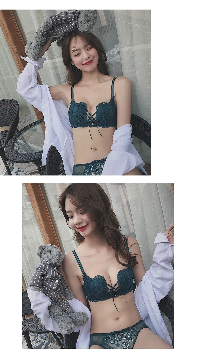 (4)