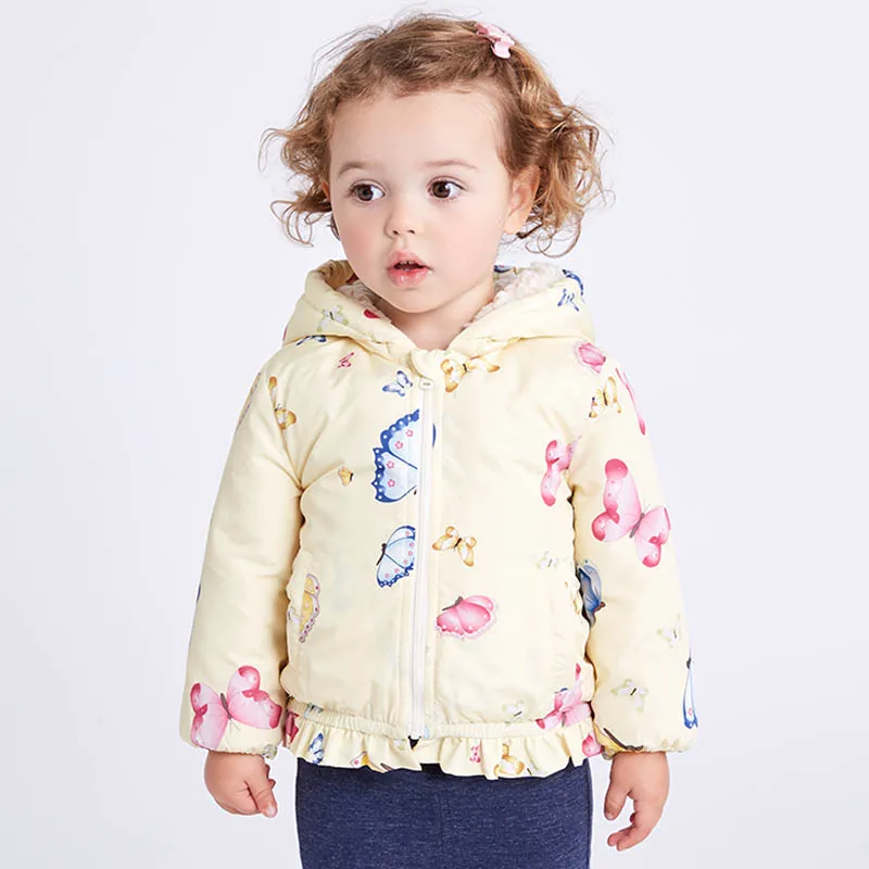 Dave Bella Весна пальто с капюшоном для маленьких девочек Дети Бабочка малышей Высокое качество Милая одежда DB6981