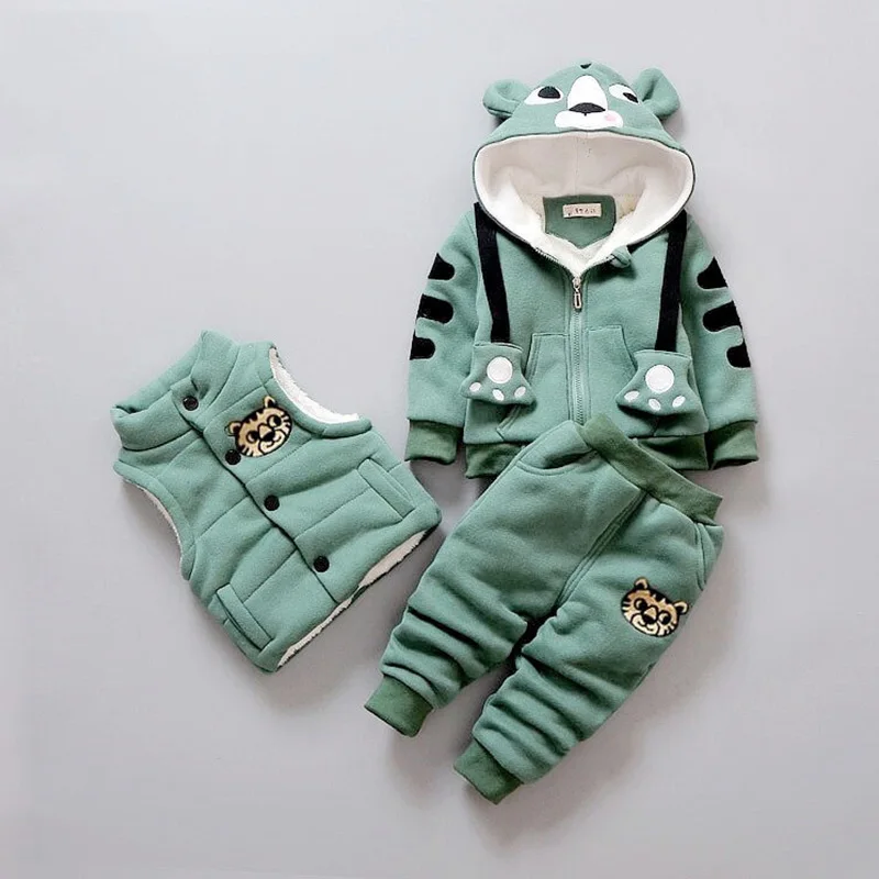 Новая осенне-зимняя детская одежда комплект из 3 предметов: куртка с капюшоном с милыми животными+ жилет+ штаны, комплекты одежды для маленьких мальчиков детские комплекты одежды