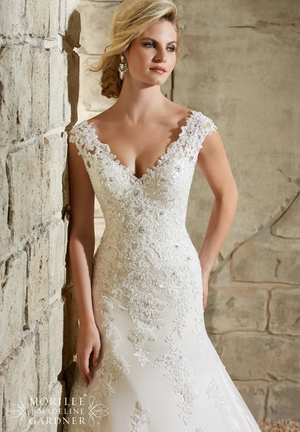 2015-Summer-New-Arrival-Lace-Wedding-Dress-V-neck-Cap-Sleeves-Long-Elegant-Mermaid-Wedding-Dresses00