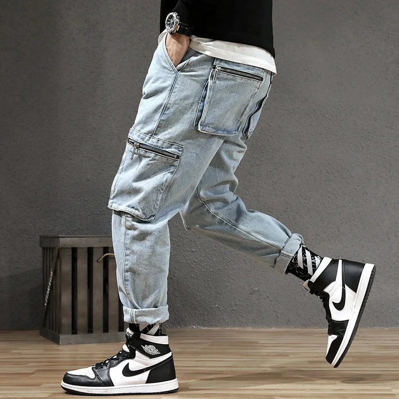 Japanese Style Fashion Men Jeans Vintage Designer Loose Fit Multi Pockets Denim Cargo Pants Streetwear Hip Hop Harem Jeans Men