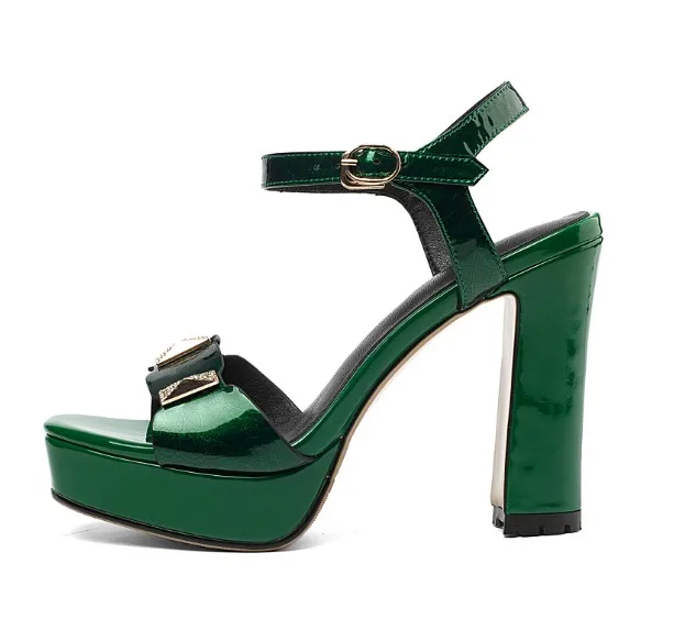 Arden Furtado/Летняя модная женская обувь пикантные элегантные Зеленые Босоножки с открытым носком вечерние туфли на платформе с ремешком и пряжкой серебристого и коричневого цвета; 40 - Цвет: green