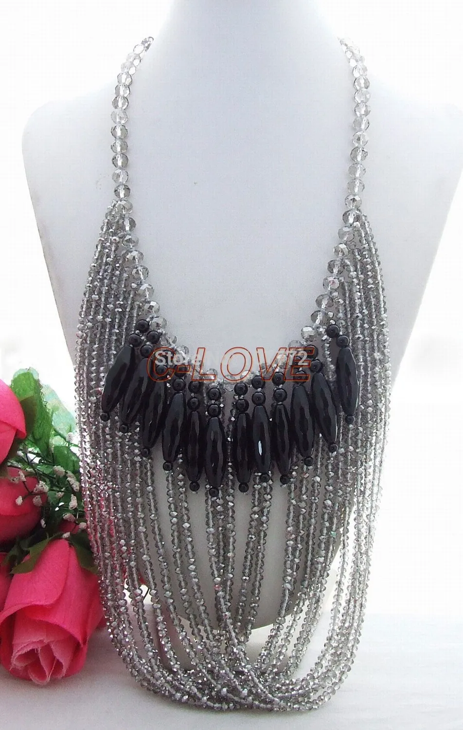 

Charming! Onyx&Crystal Necklace free shippment