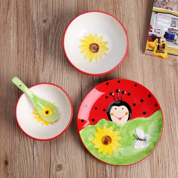 

Children's tableware set Creative hand painted beetle ceramic dinner set Character cartoon Hand-painted relief bowl plate set