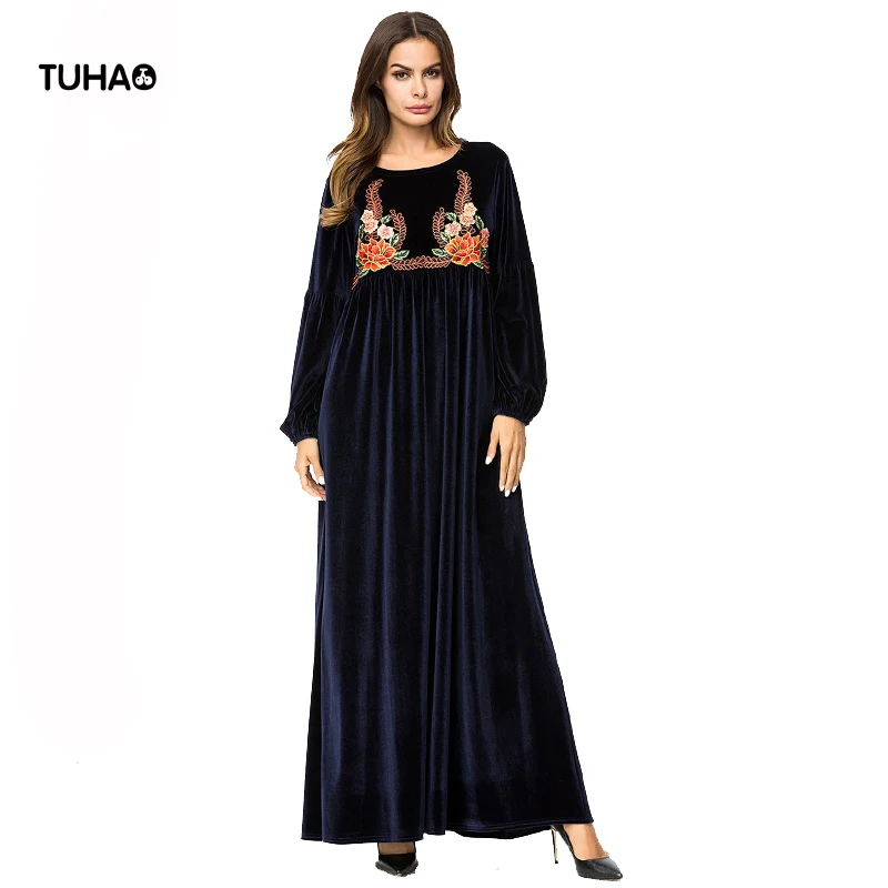 

TUHAO 2018 Velvet Winter Dress Women Floral Embroidered High Waist Long Dress Muslim Casual Robes Bohemian Maxi Dress TA7225