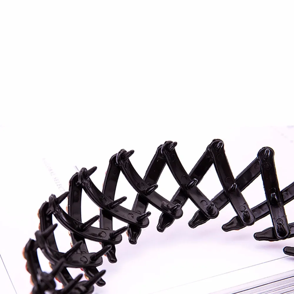 256001_no-logo_256001-1-03