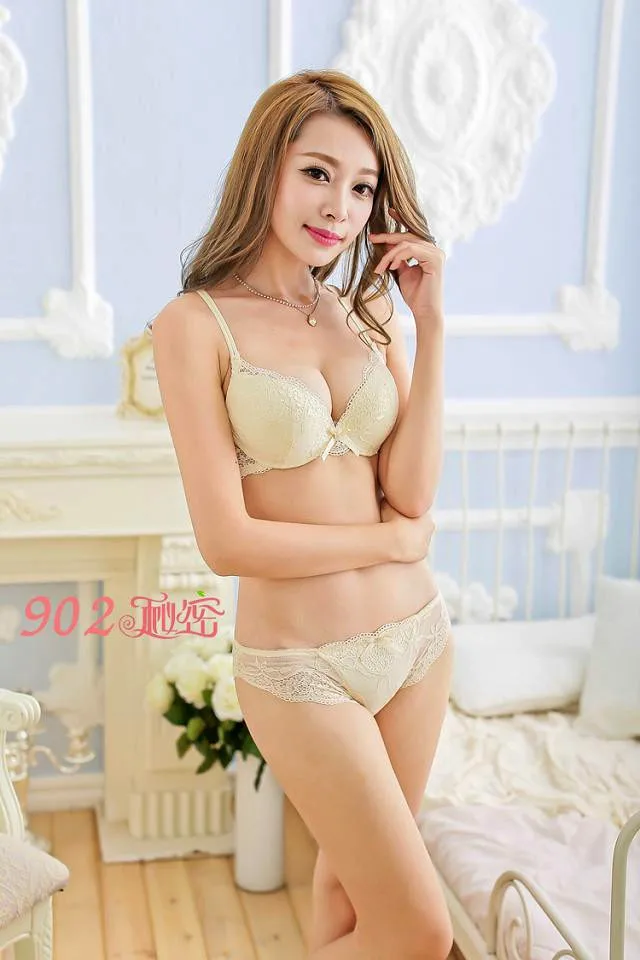 Hot sale the push up bra transparent lace bra & panties sets thin cup deep-V women sexy underwear bra set